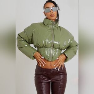 NWT Pretty Little Thing Green patent  khaki Corset cropped puffer jacket Size S